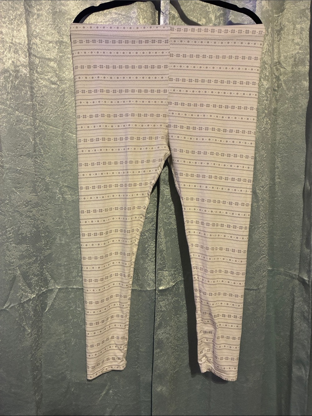 32 Degrees Cream and Light Gray Patterned Kids Leggings